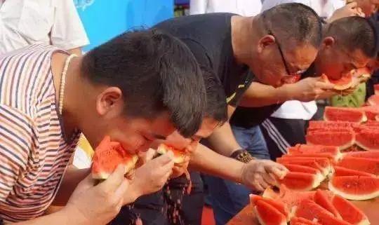 吃瓜群众纪念图片,那些年我们一起“吃瓜”的日子